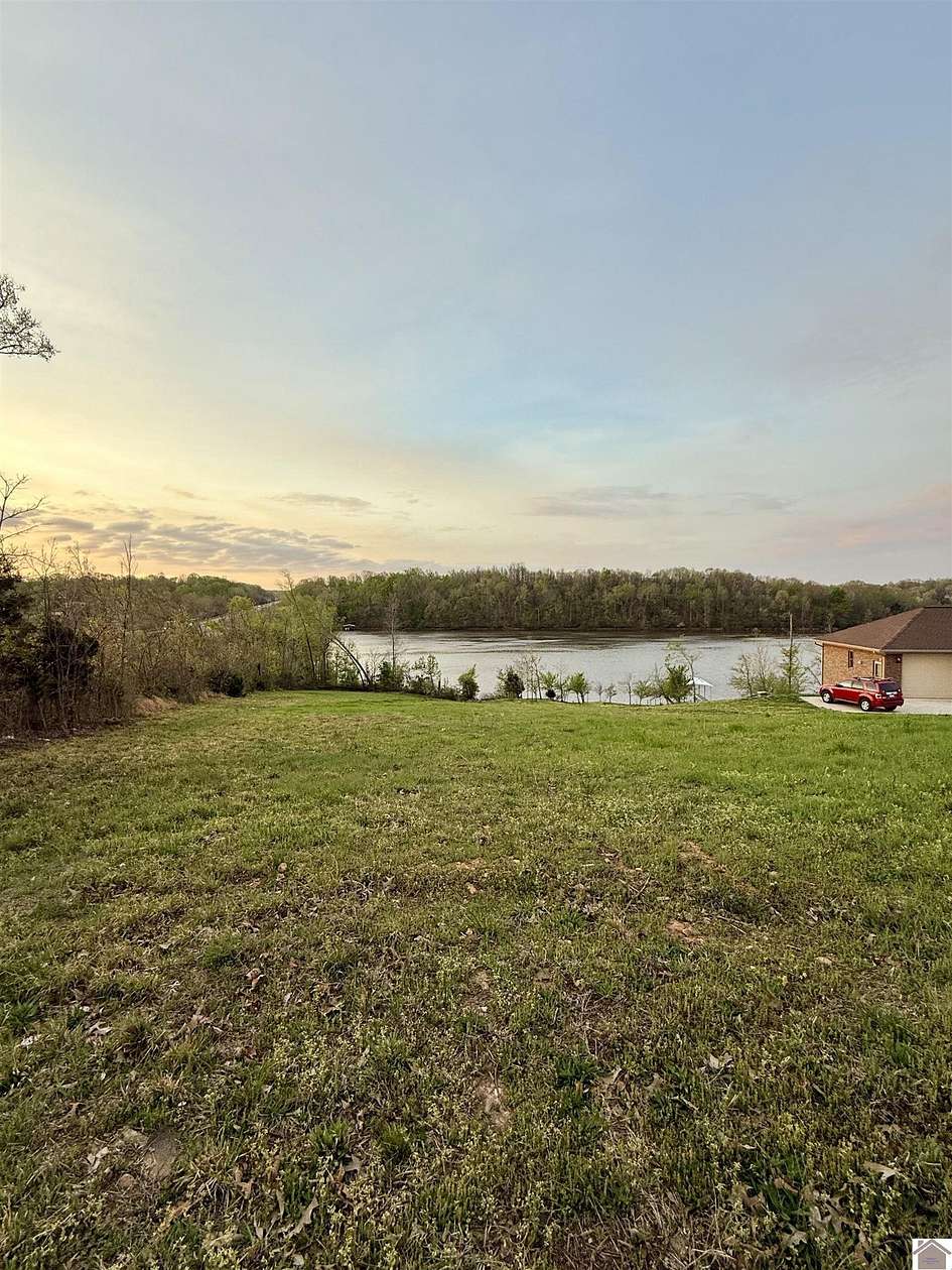 0.92 Acres of Residential Land for Sale in Eddyville, Kentucky