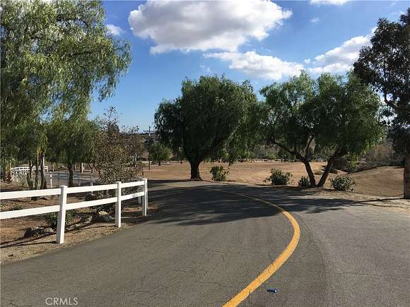 5 Acres of Land for Sale in Homeland, California