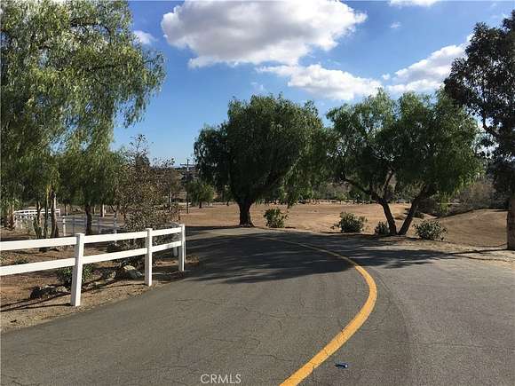 5 Acres of Land for Sale in Homeland, California