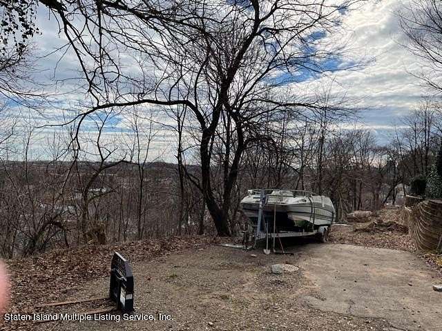2 Acres of Residential Land for Sale in Staten Island, New York