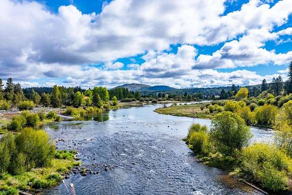 350 Acres of Recreational Land & Farm for Sale in Chiloquin, Oregon