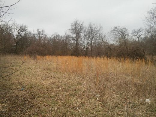 1 Acre of Residential Land for Sale in Carthage, Missouri