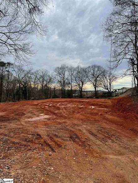 2 Acres of Commercial Land for Sale in Taylors, South Carolina