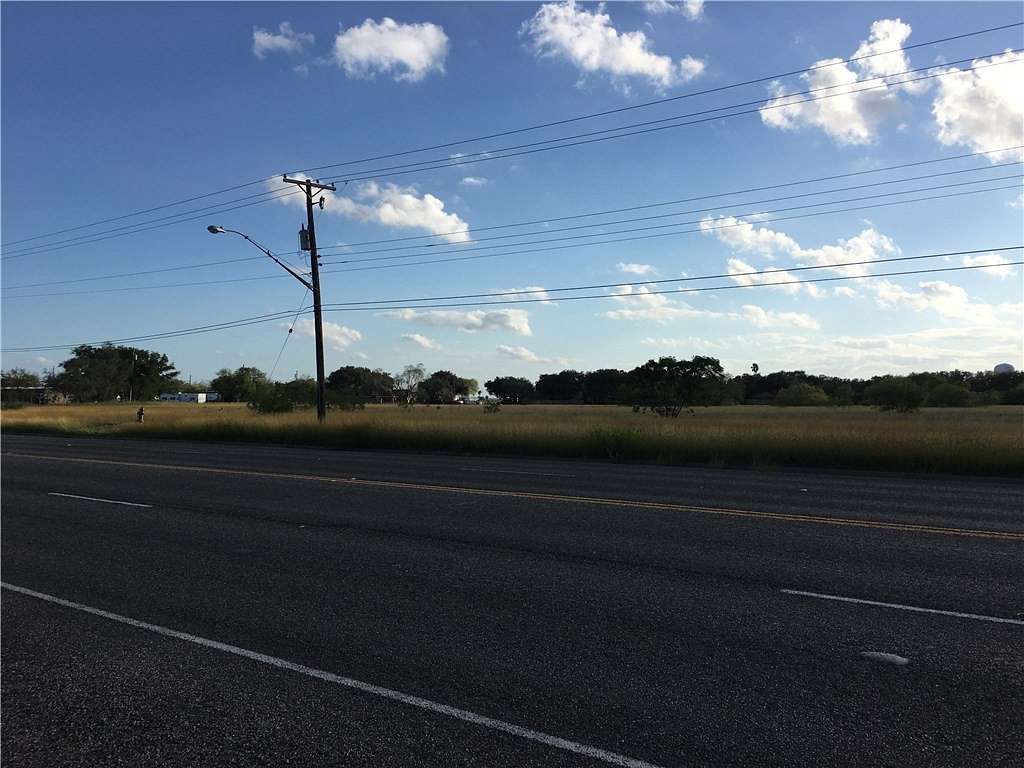 8.71 Acres of Residential Land for Sale in Kingsville, Texas