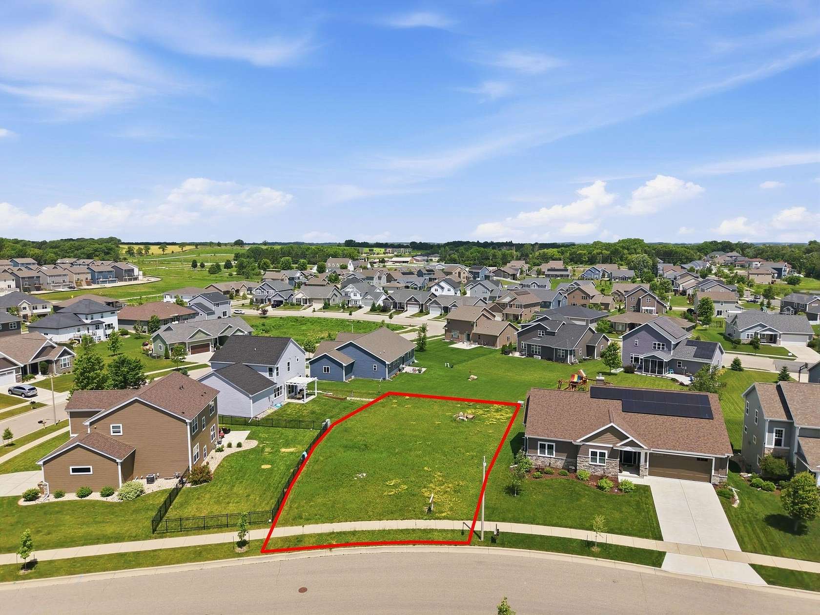 0.23 Acres of Residential Land for Sale in Middleton, Wisconsin