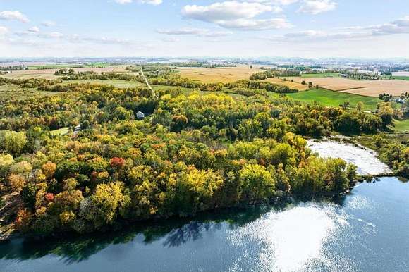 24 Acres of Recreational Land for Sale in Wells Township, Minnesota