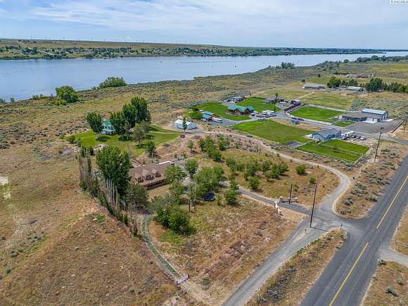 3 Acres of Residential Land with Home for Sale in Plymouth, Washington