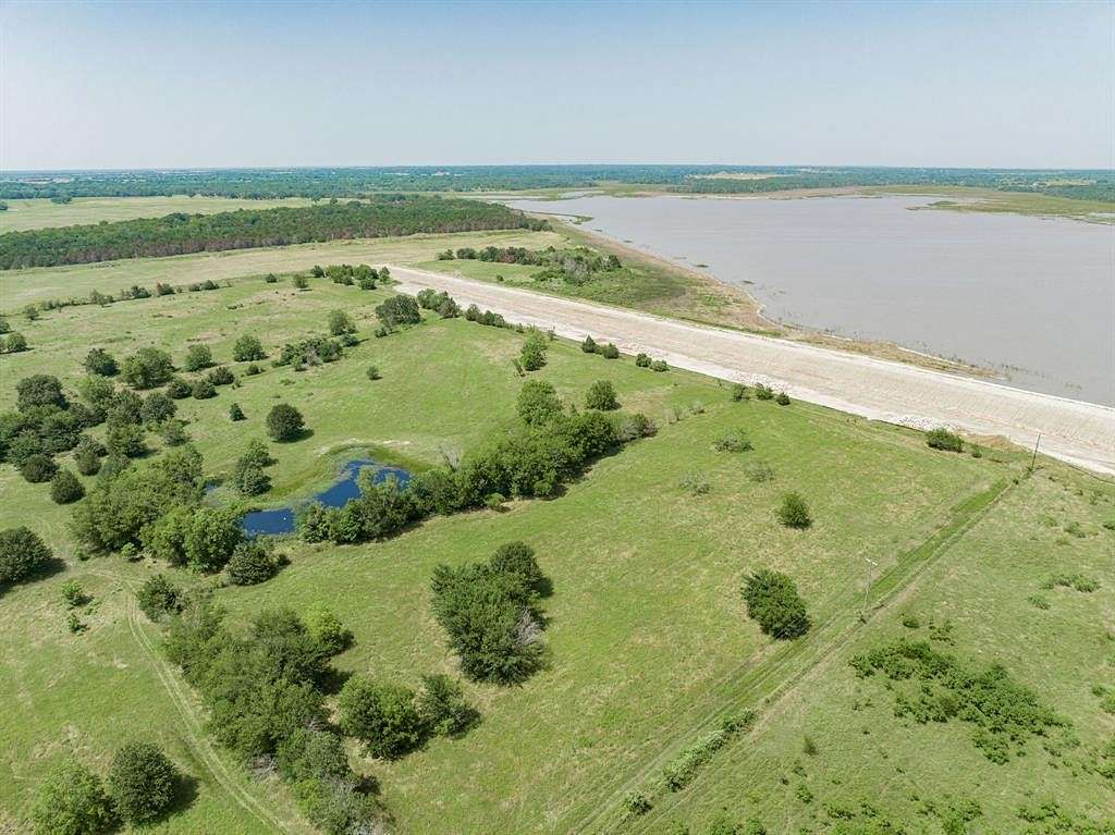 15 Acres of Land for Sale in Terrell, Texas