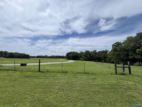 29.18 Acres of Recreational Land for Sale in Elkmont, Alabama