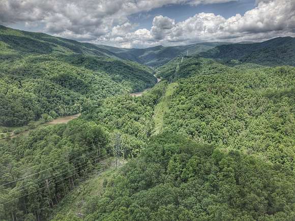 21.29 Acres of Recreational Land for Sale in Green Mountain, North Carolina