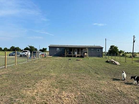 3.1 Acres of Residential Land with Home for Sale in Palacios, Texas