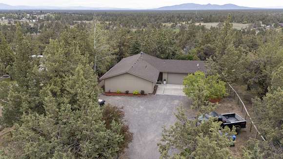 2.4 Acres of Residential Land with Home for Sale in Bend, Oregon