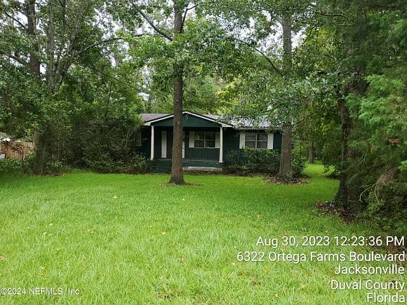 5.7 Acres of Residential Land with Home for Sale in Jacksonville, Florida