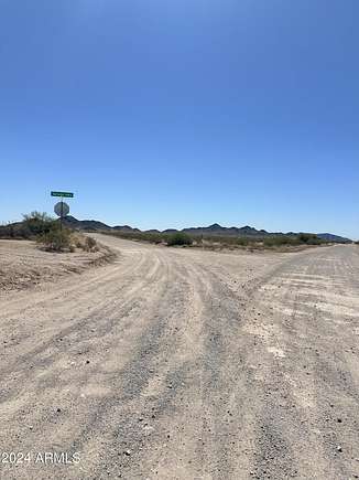 2.1 Acres of Residential Land for Sale in Tonopah, Arizona