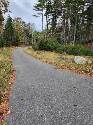 0.33 Acres of Land for Sale in Boothbay Harbor, Maine