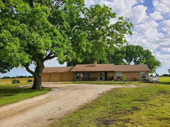 7 Acres of Residential Land with Home for Sale in Howe, Texas