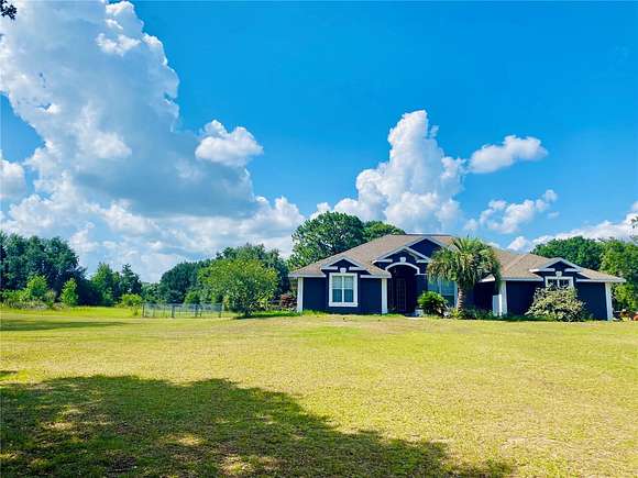 10.2 Acres of Land with Home for Sale in Anthony, Florida