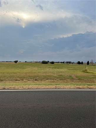 5.1 Acres of Land for Sale in Piedmont, Oklahoma