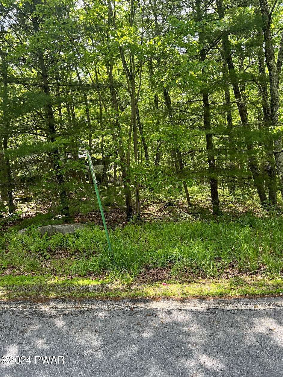 0.75 Acres of Residential Land for Sale in Lords Valley, Pennsylvania