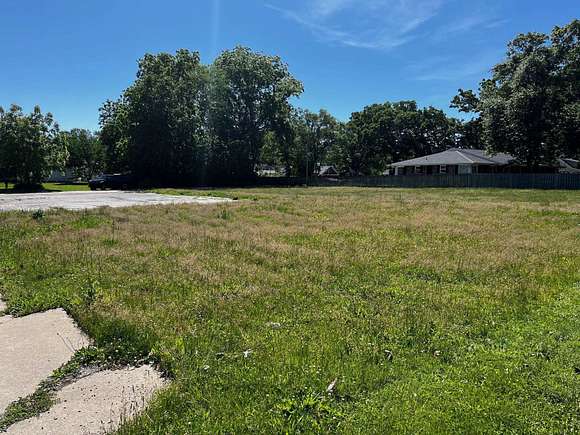 0.59 Acres of Commercial Land for Sale in Loves Park, Illinois