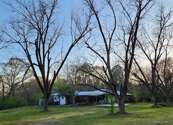 5.1 Acres of Residential Land with Home for Sale in Selma, Alabama