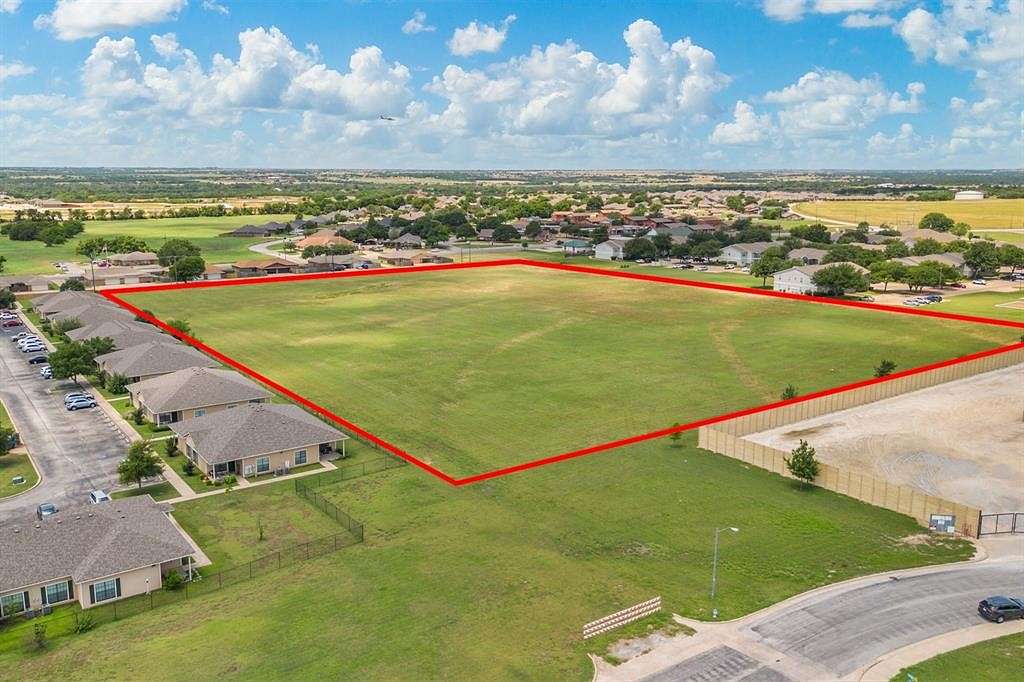 10 Acres of Land for Sale in Cleburne, Texas