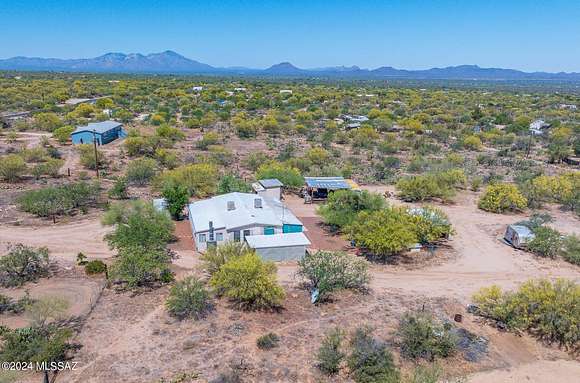 2.4 Acres of Residential Land with Home for Sale in Tucson, Arizona