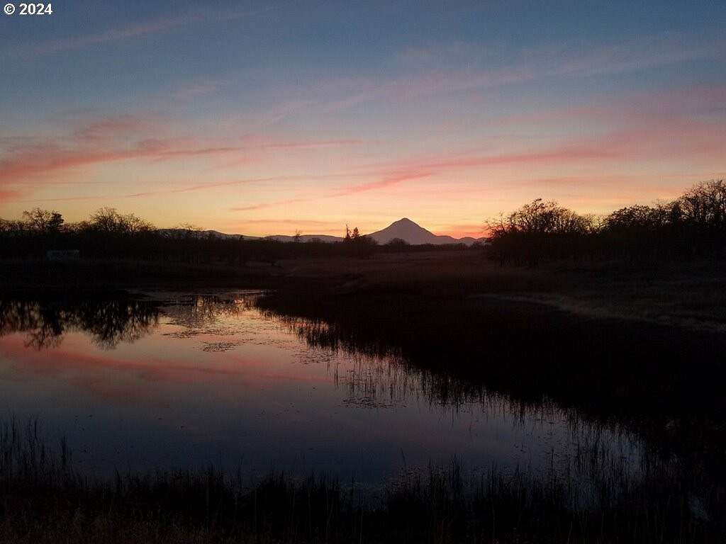 136 Acres of Recreational Land for Sale in The Dalles, Oregon