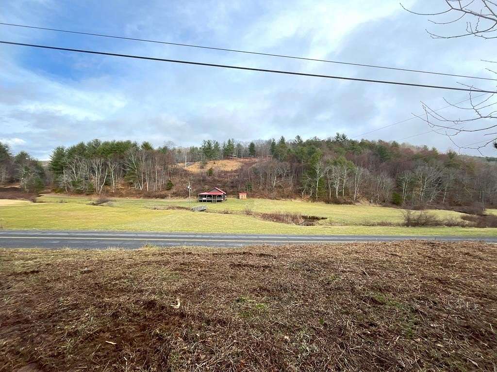 2.893 Acres of Residential Land for Sale in Hillsville, Virginia