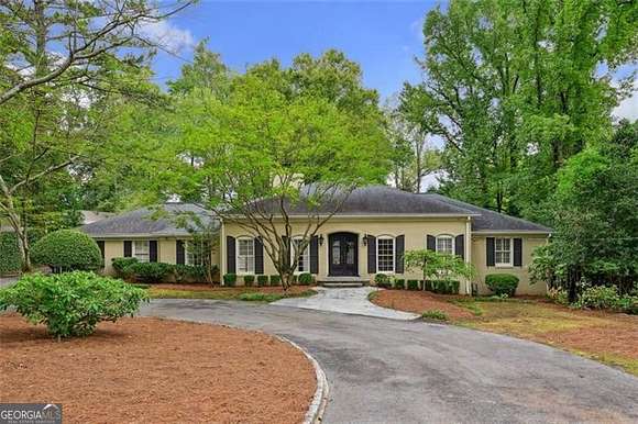 1.3 Acres of Residential Land for Sale in Atlanta, Georgia