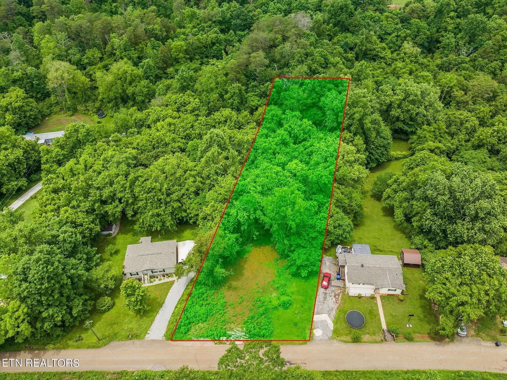 0.75 Acres of Residential Land for Sale in Knoxville, Tennessee