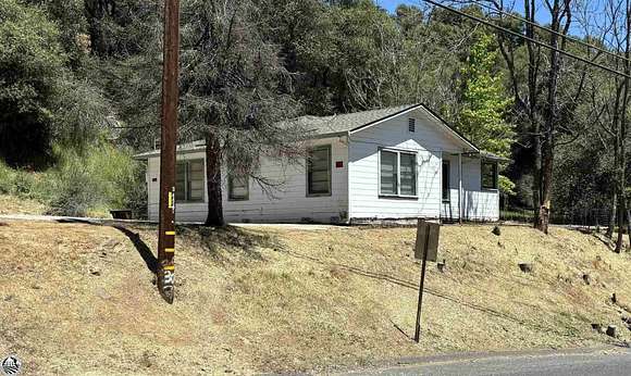5.1 Acres of Residential Land with Home for Sale in Sonora, California