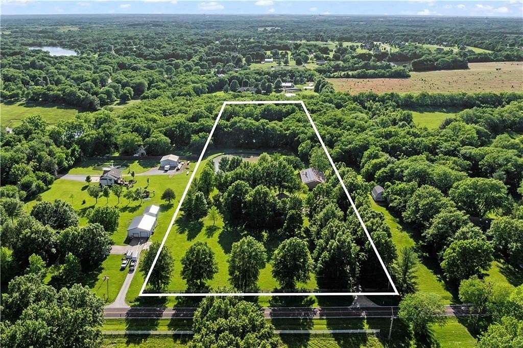 9.74 Acres of Residential Land with Home for Sale in Greenwood, Missouri