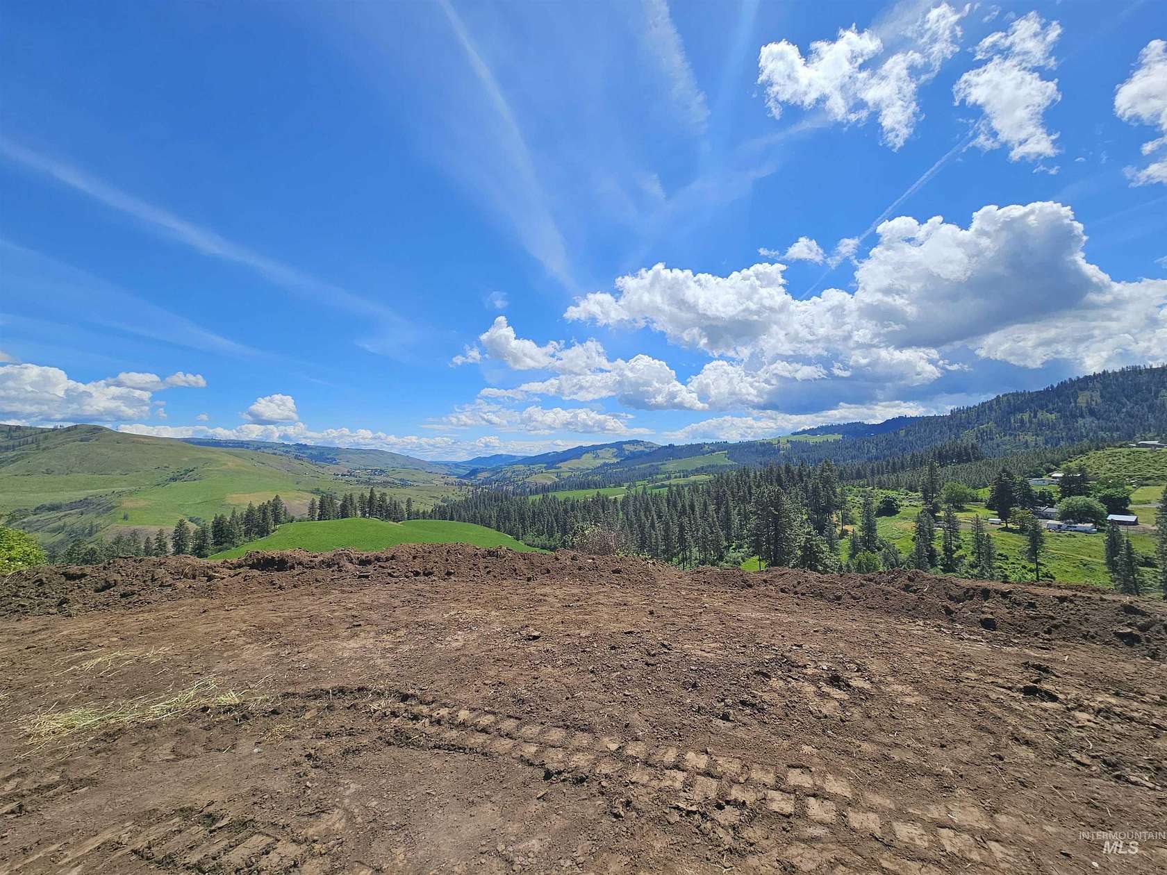 24.06 Acres of Recreational Land for Sale in Lenore, Idaho