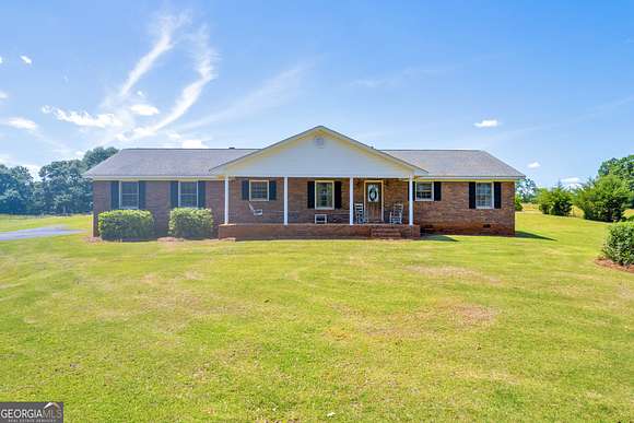 25 Acres of Agricultural Land with Home for Sale in Danielsville, Georgia