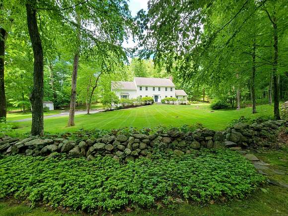 2.1 Acres of Residential Land with Home for Sale in Ridgefield, Connecticut
