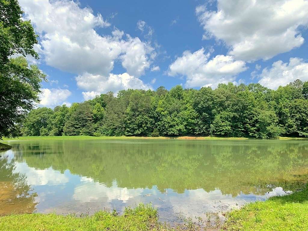 1.25 Acres of Residential Land for Sale in Dalton, Georgia