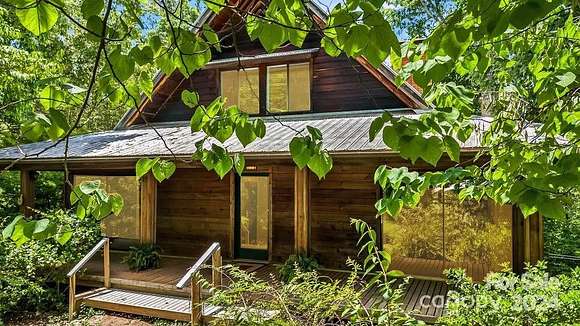 Discover Charming Small Beach Cottages for Sale in North Carolina