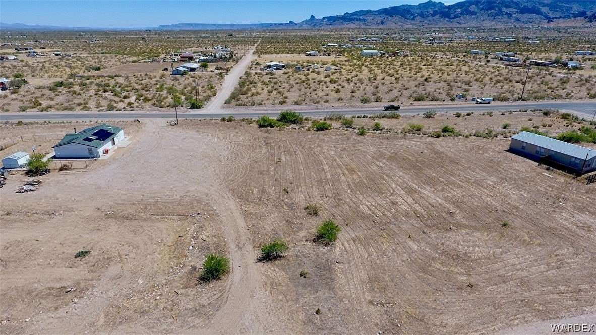 1 Acre of Residential Land for Sale in Golden Valley, Arizona