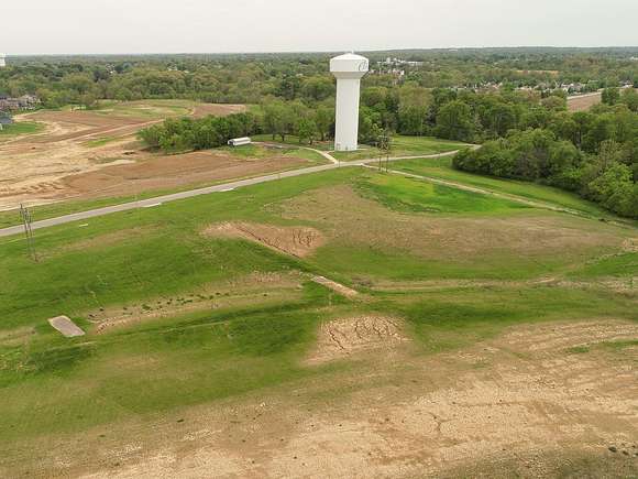 3.28 Acres of Residential Land for Sale in O'Fallon, Illinois