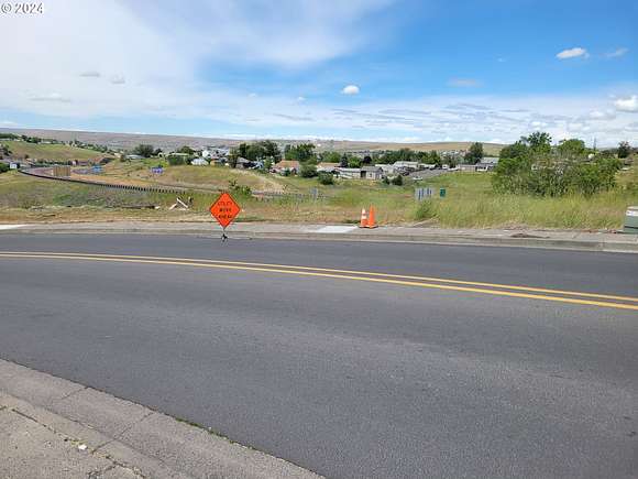 0.24 Acres of Residential Land for Sale in Pendleton, Oregon