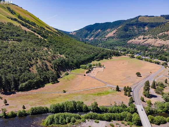 65.7 Acres of Agricultural Land with Home for Sale in Lyle, Washington