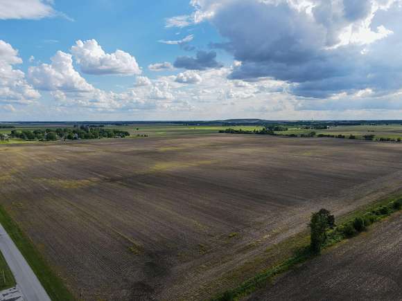 189 Acres of Agricultural Land for Sale in Morocco, Indiana