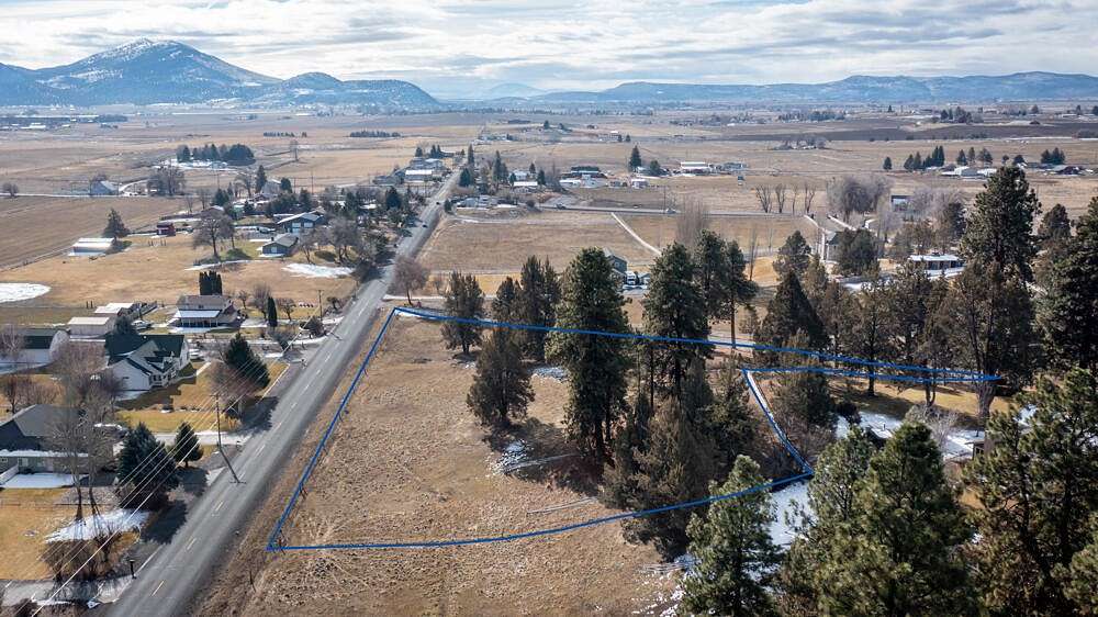 2.5 Acres of Residential Land for Sale in Klamath Falls, Oregon