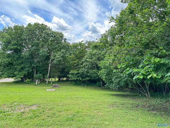 0.9 Acres of Residential Land for Sale in Huntsville, Alabama