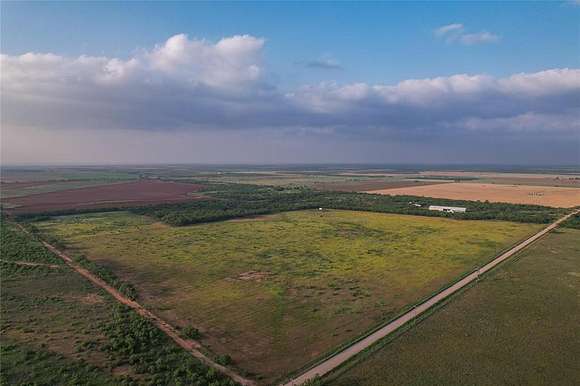 118 Acres of Agricultural Land with Home for Sale in Merkel, Texas