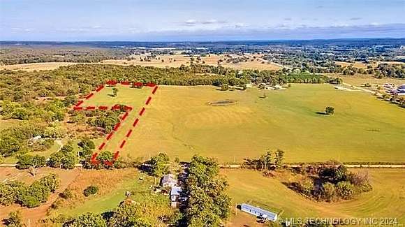 6.9 Acres of Residential Land for Sale in Hulbert, Oklahoma