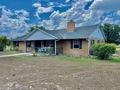 2.2 Acres of Residential Land with Home for Sale in Sebring, Florida