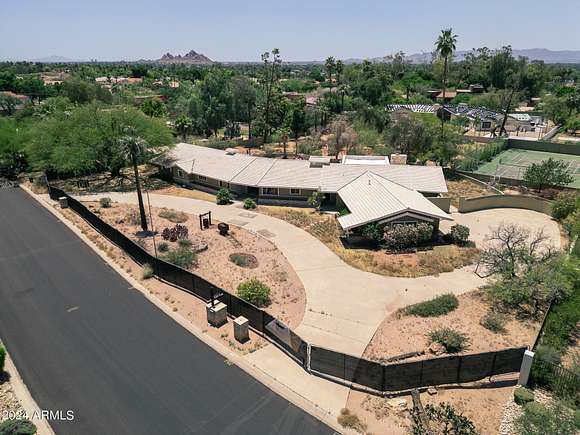 1.4 Acres of Residential Land for Sale in Phoenix, Arizona