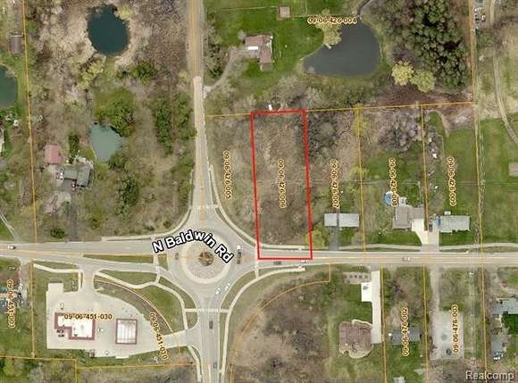 0.91 Acres of Residential Land for Sale in Lake Orion, Michigan